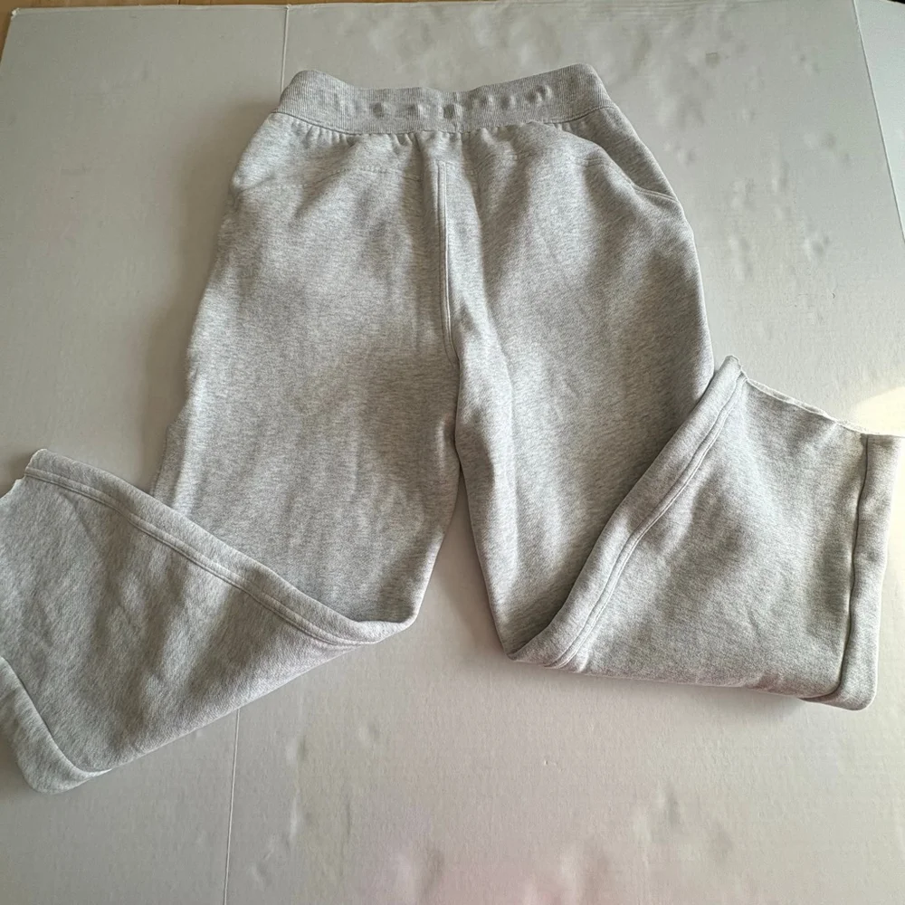 Lululemon Scuba High-Rise Relaxed Jogger Heathered Core Ultra Light Grey size 4 - Picture 5 of 15